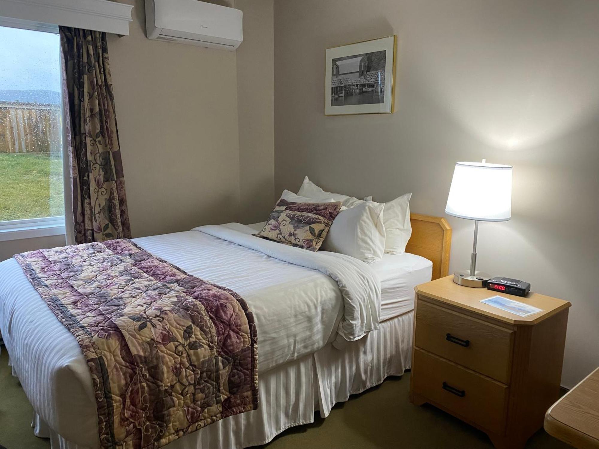 Ocean View Hotel 록키 하버 외부 사진