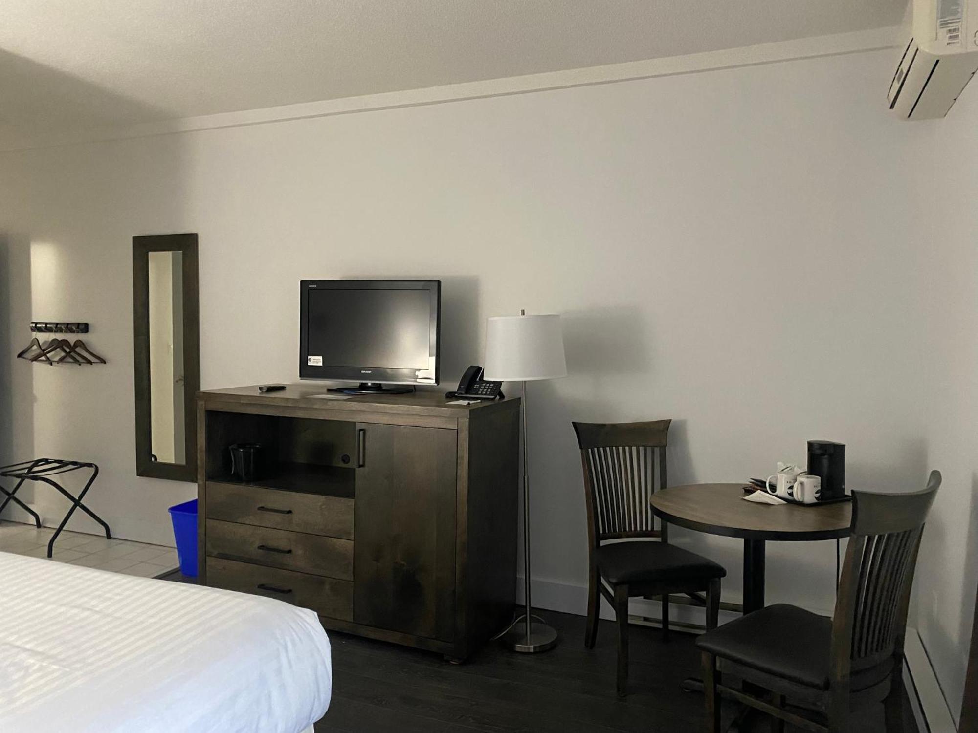 Ocean View Hotel 록키 하버 외부 사진